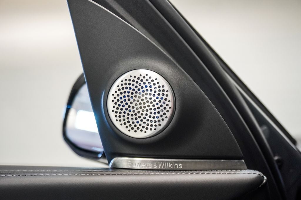 2023 BMW XM Base