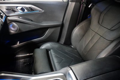 2023 BMW XM Base
