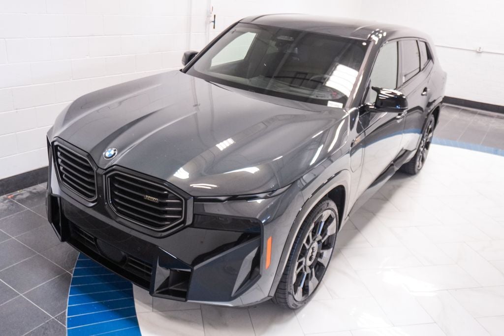 2023 BMW XM Base