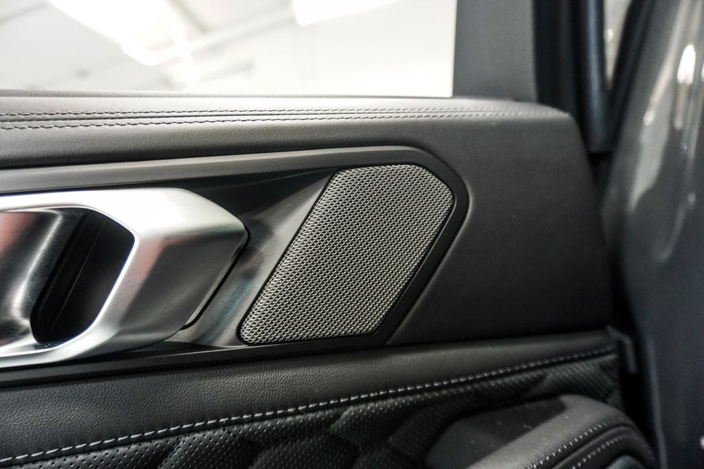 2023 BMW X6 M Base