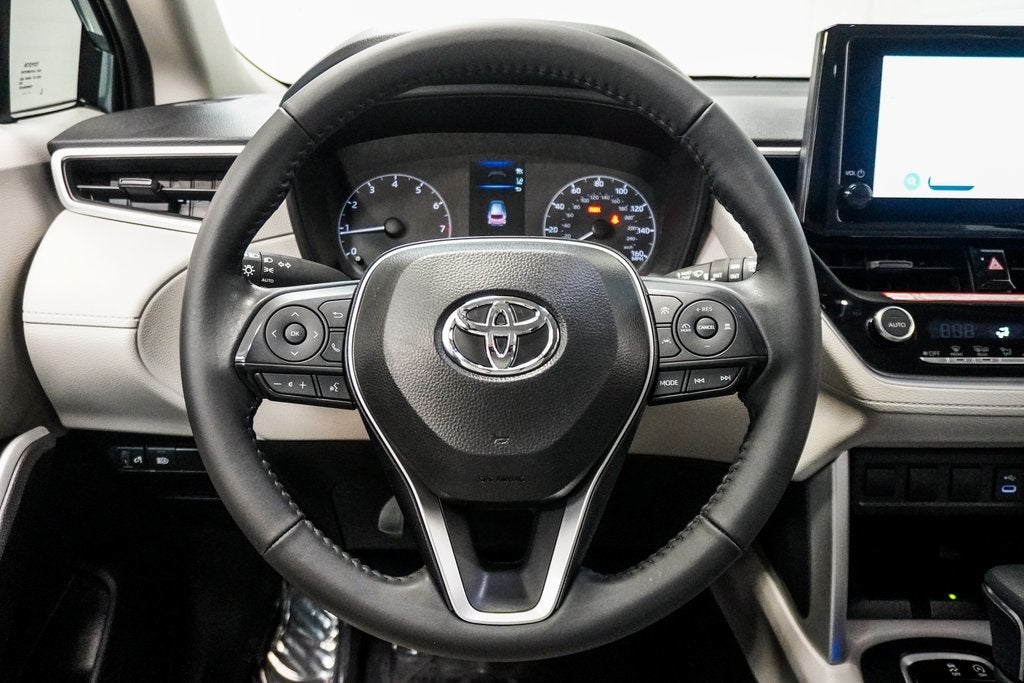 2025 Toyota Corolla Cross LE