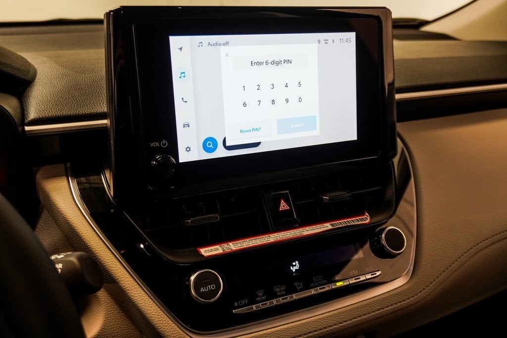 2025 Toyota Corolla Cross LE