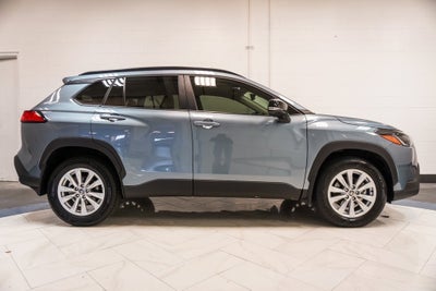 2025 Toyota Corolla Cross LE