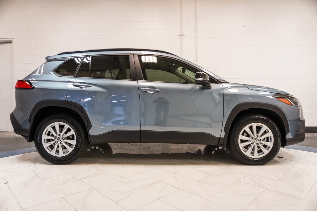 2025 Toyota Corolla Cross LE