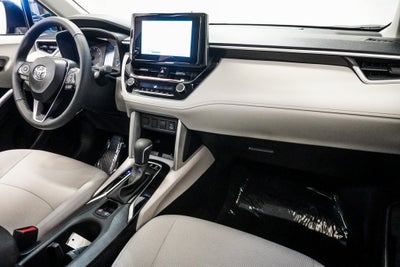 2025 Toyota Corolla Cross LE