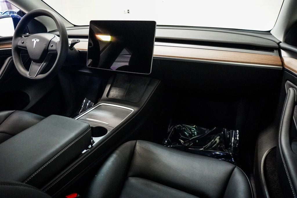 2025 Tesla Model Y Long Range