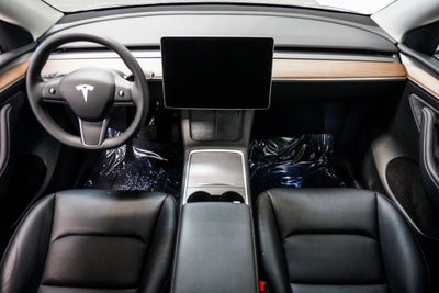 2025 Tesla Model Y Long Range