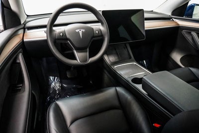 2025 Tesla Model Y Long Range