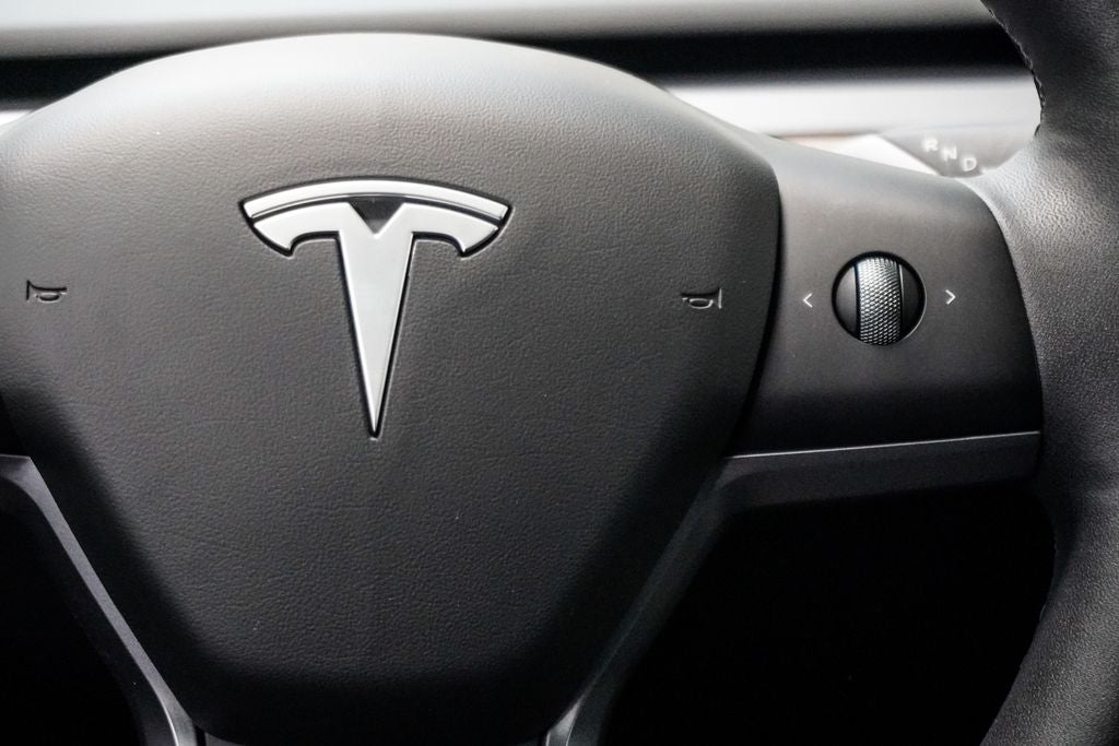 2025 Tesla Model Y Long Range