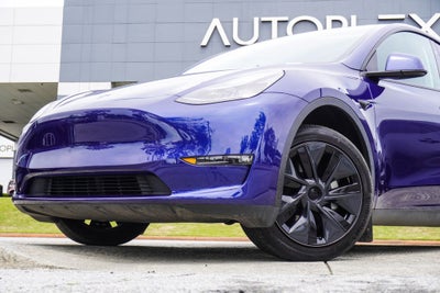 2025 Tesla Model Y Long Range
