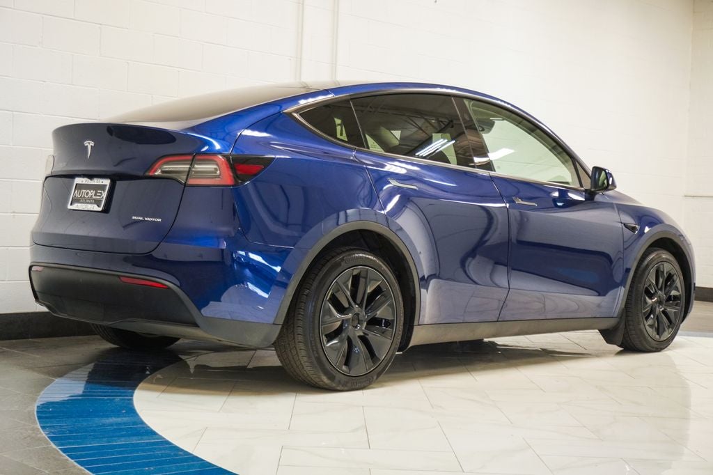 2025 Tesla Model Y Long Range