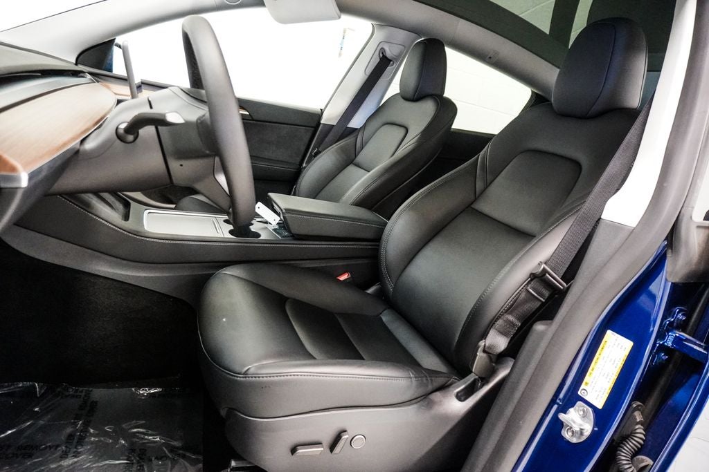 2025 Tesla Model Y Long Range