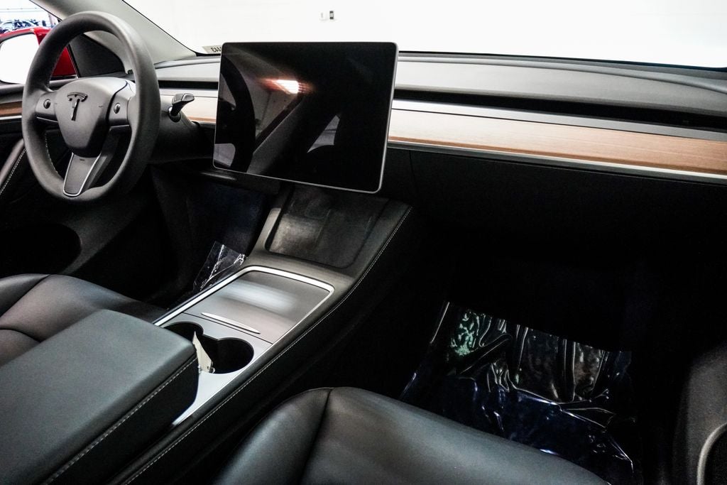 2024 Tesla Model Y Performance