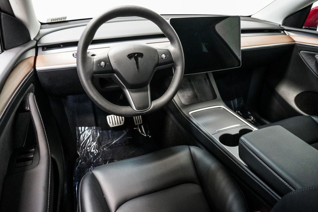 2024 Tesla Model Y Performance