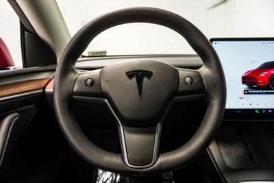 2024 Tesla Model Y Performance