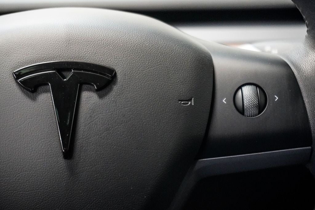 2024 Tesla Model Y Performance