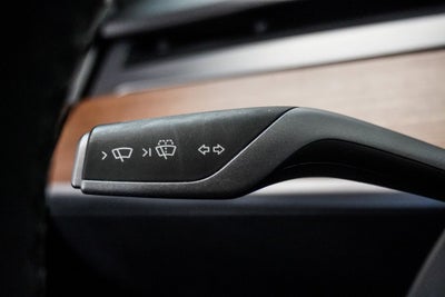 2024 Tesla Model Y Performance