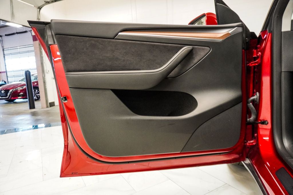 2024 Tesla Model Y Performance