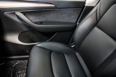 2024 Tesla Model Y Performance