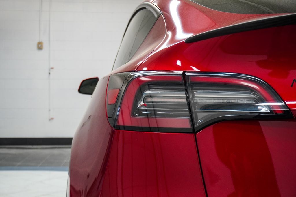 2024 Tesla Model Y Performance