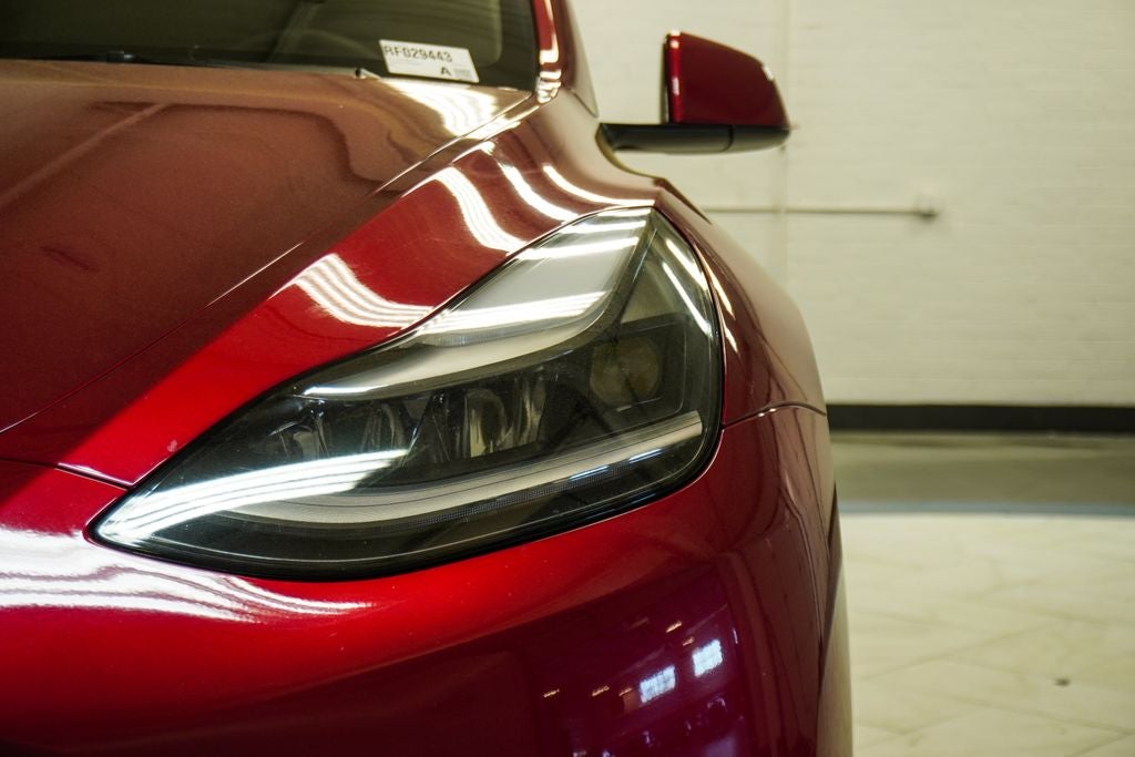 2024 Tesla Model Y Performance