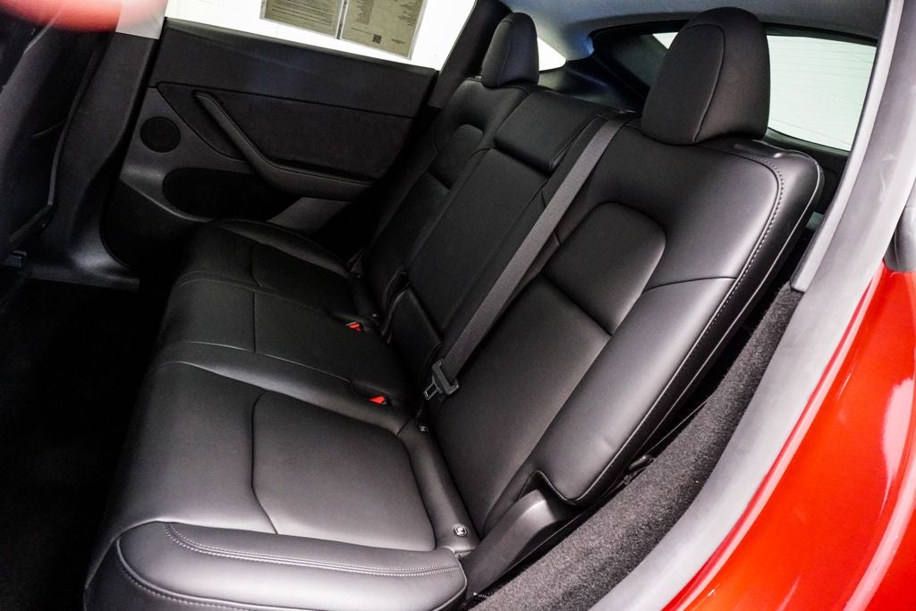 2024 Tesla Model Y Performance