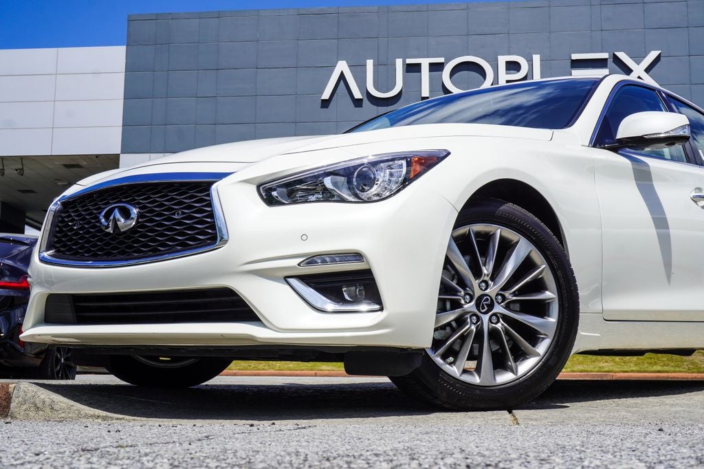 2023 INFINITI Q50 LUXE