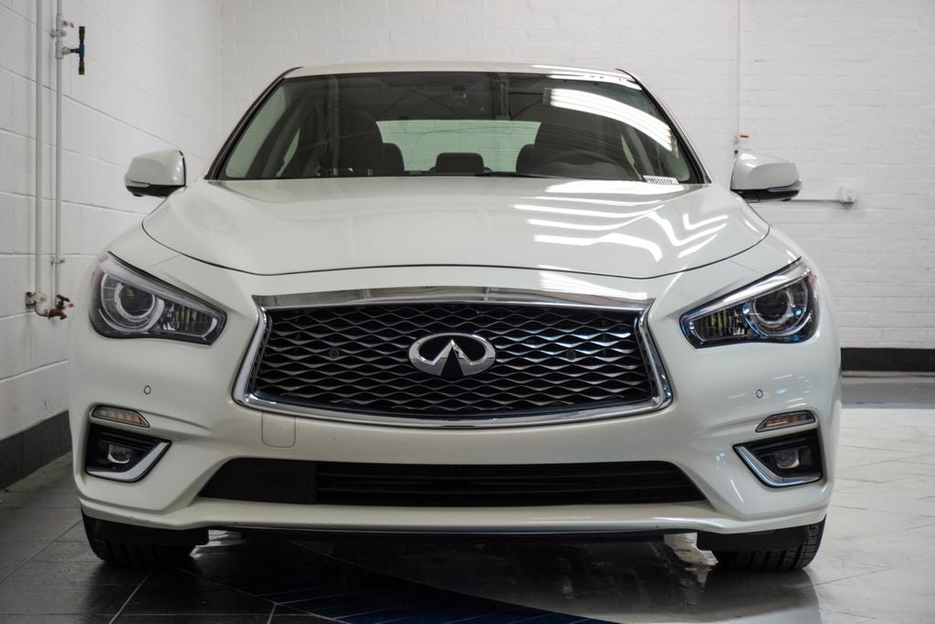 2023 INFINITI Q50 LUXE