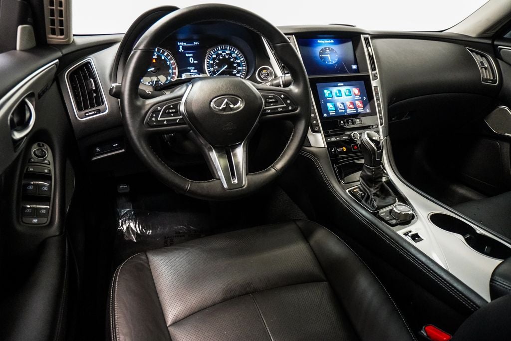 2022 INFINITI Q50 LUXE