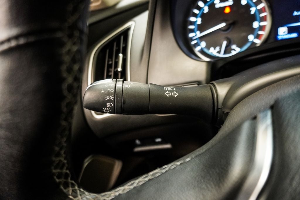 2022 INFINITI Q50 LUXE