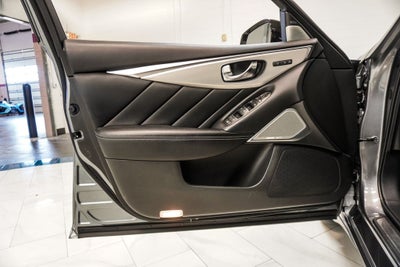 2022 INFINITI Q50 LUXE