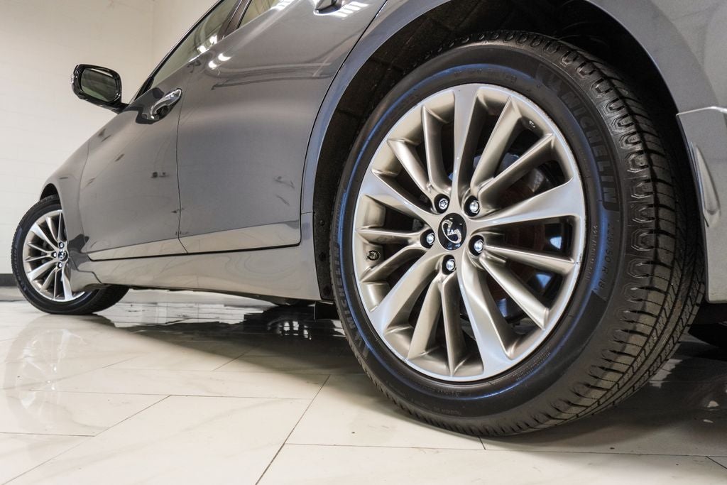 2022 INFINITI Q50 LUXE