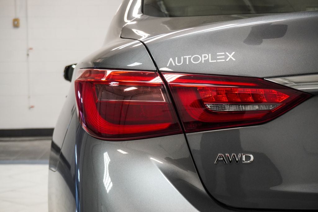 2022 INFINITI Q50 LUXE