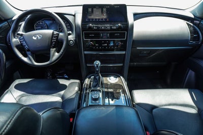 2023 INFINITI QX80 LUXE