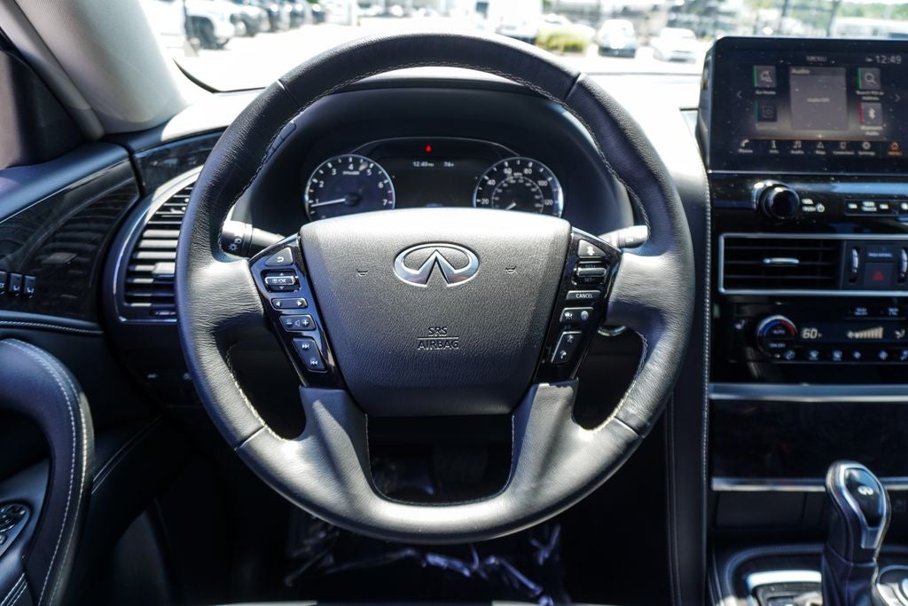 2023 INFINITI QX80 LUXE