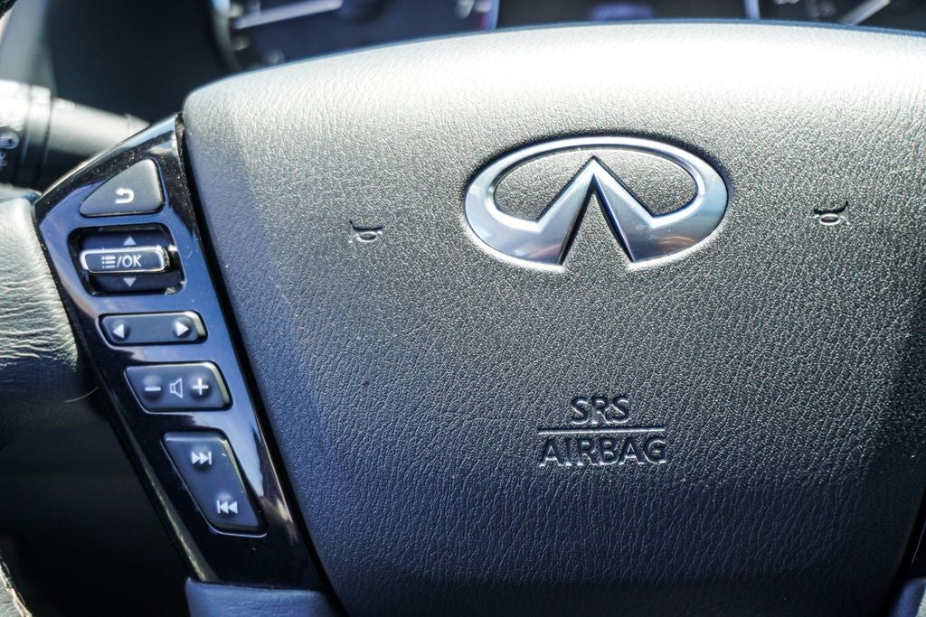 2023 INFINITI QX80 LUXE