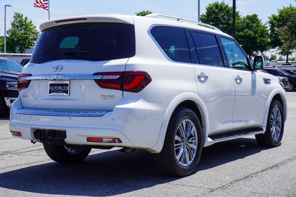 2023 INFINITI QX80 LUXE