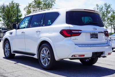 2023 INFINITI QX80 LUXE