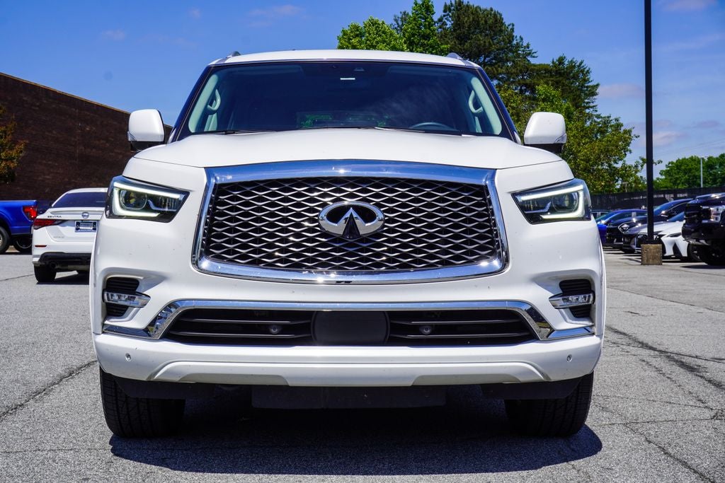 2023 INFINITI QX80 LUXE