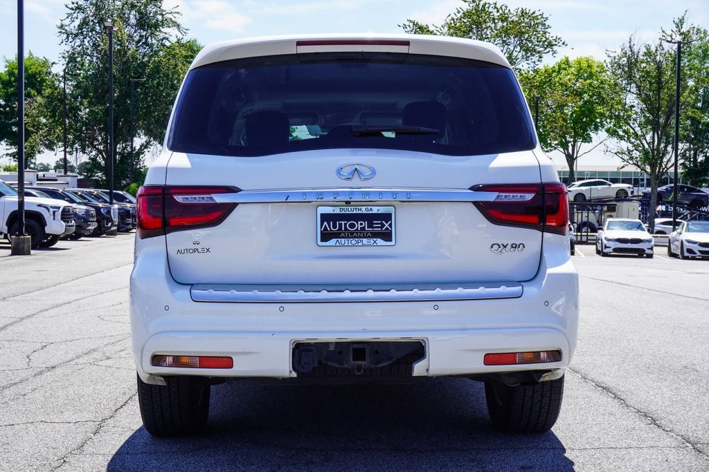 2023 INFINITI QX80 LUXE