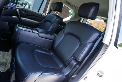 2023 INFINITI QX80 LUXE