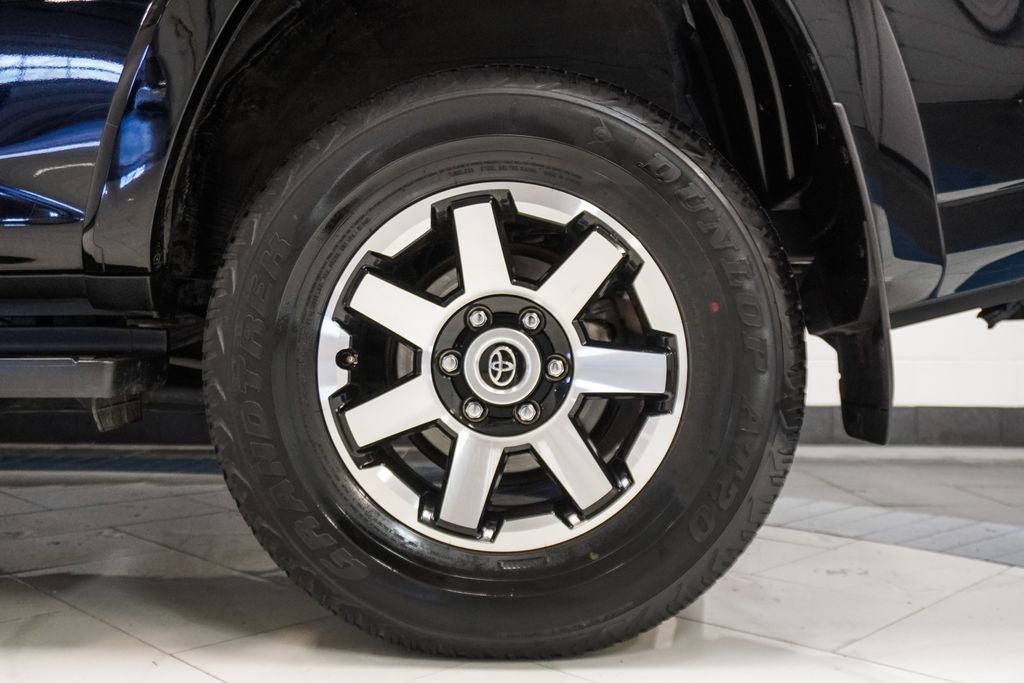 2024 Toyota 4Runner TRD Off-Road