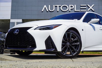 2024 Lexus IS 350 F SPORT Design