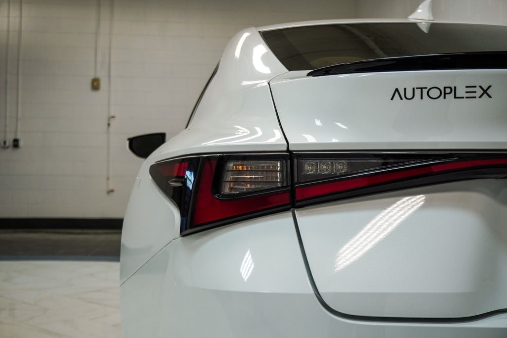 2024 Lexus IS 350 F SPORT Design