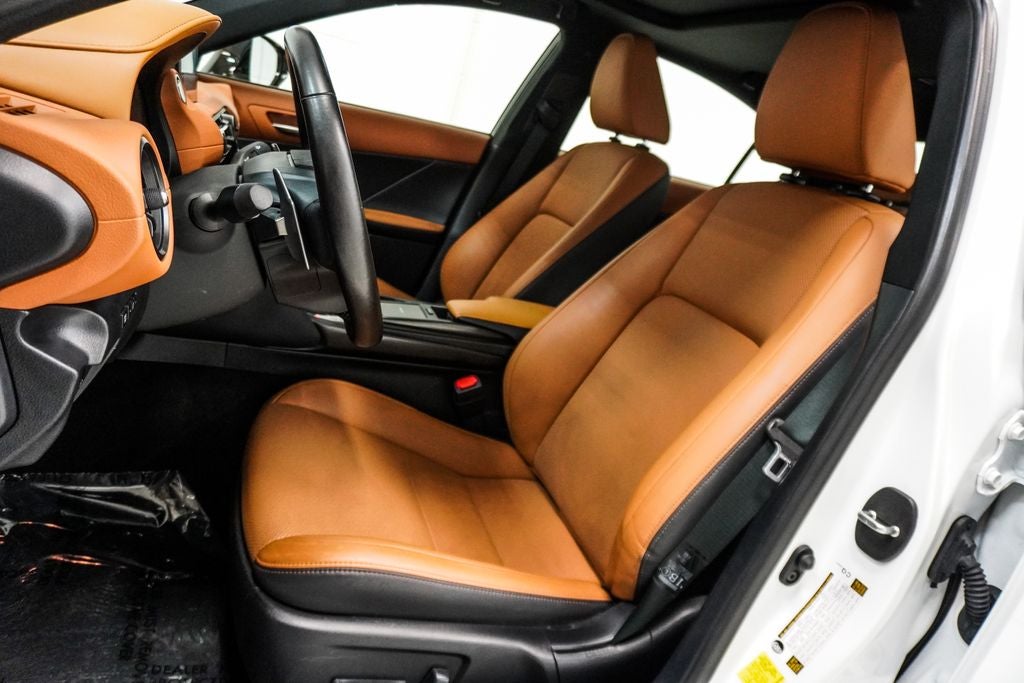 2024 Lexus IS 350 F SPORT Design