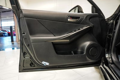 2024 Lexus IS 350 F SPORT Design
