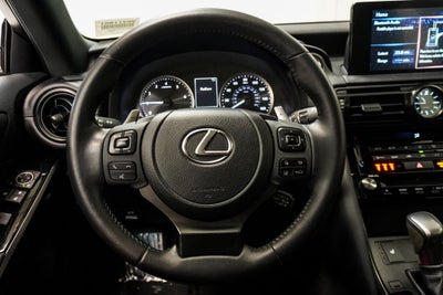 2024 Lexus IS 350 F SPORT Design