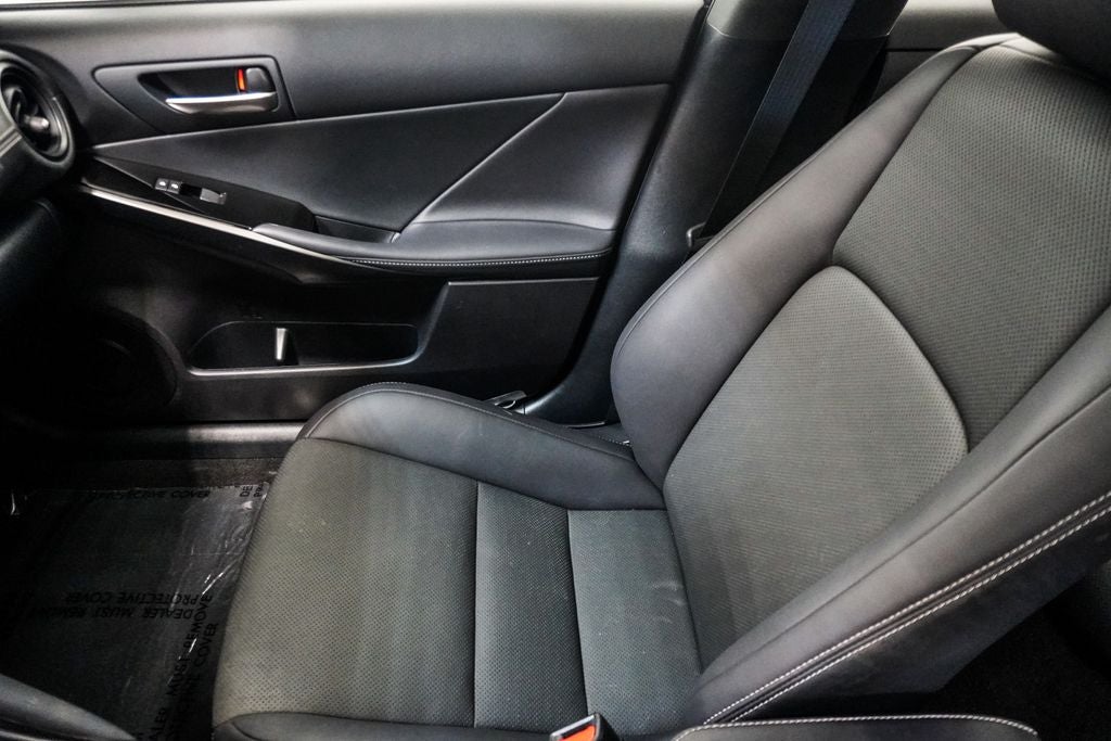 2024 Lexus IS 350 F SPORT Design