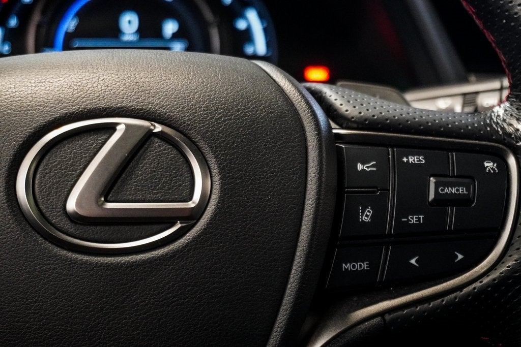 2023 Lexus UX 250h F SPORT Handling