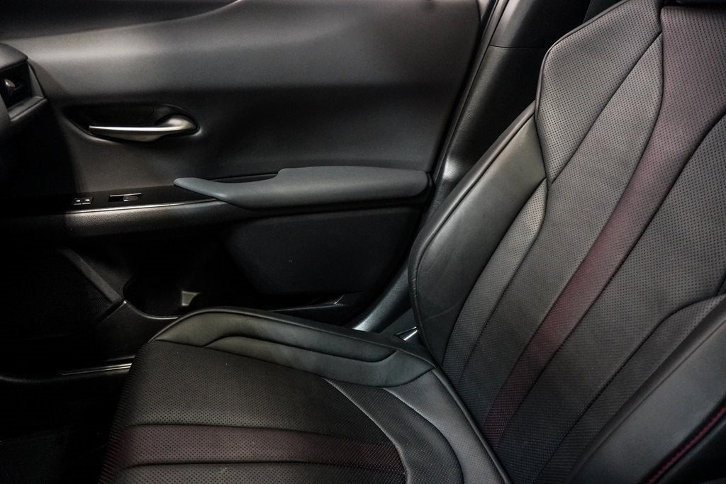 2023 Lexus UX 250h F SPORT Handling